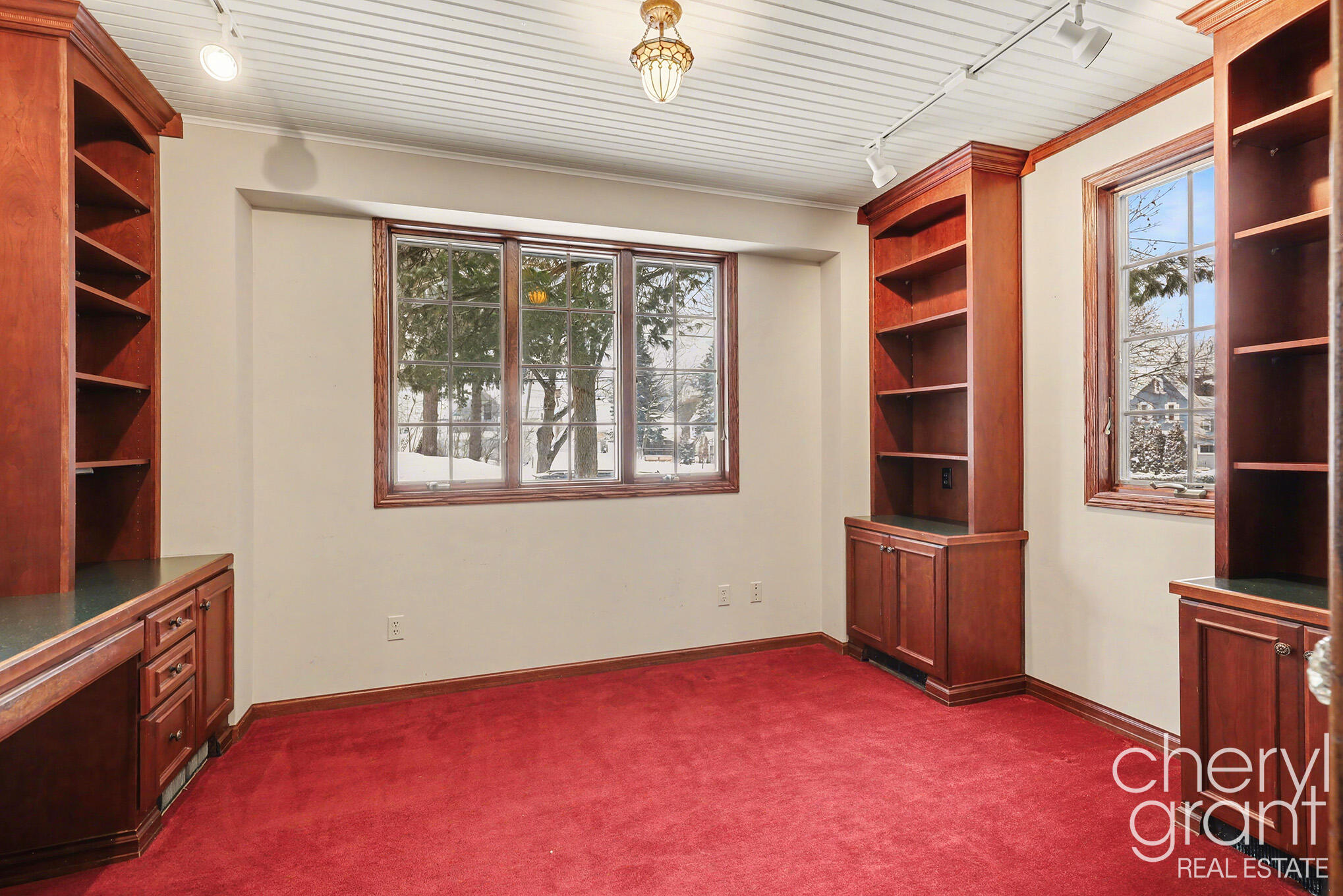 618 Laurel Avenue SE