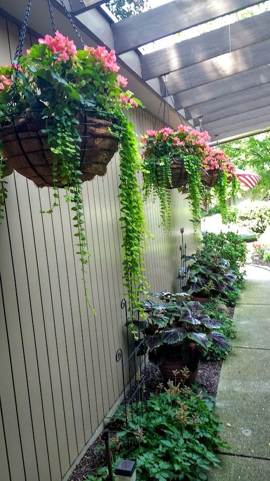 1508 Pinecrest Avenue SE