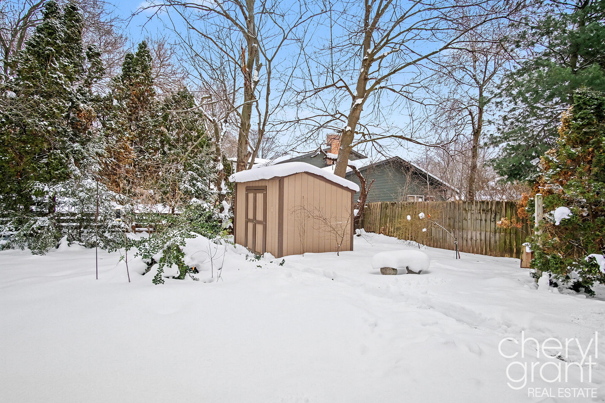 1508 Pinecrest Avenue SE