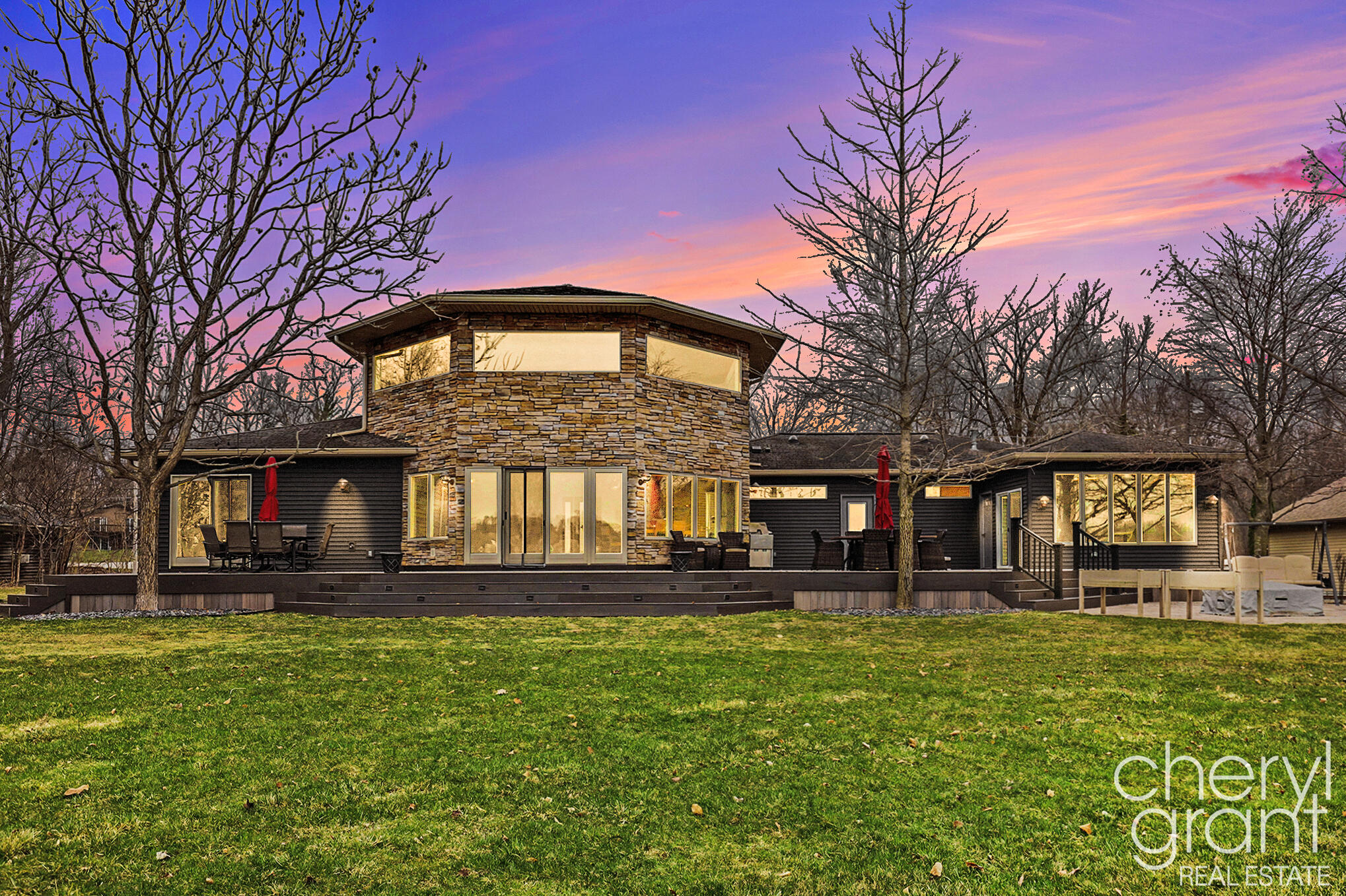 7022 Strawberry Lane