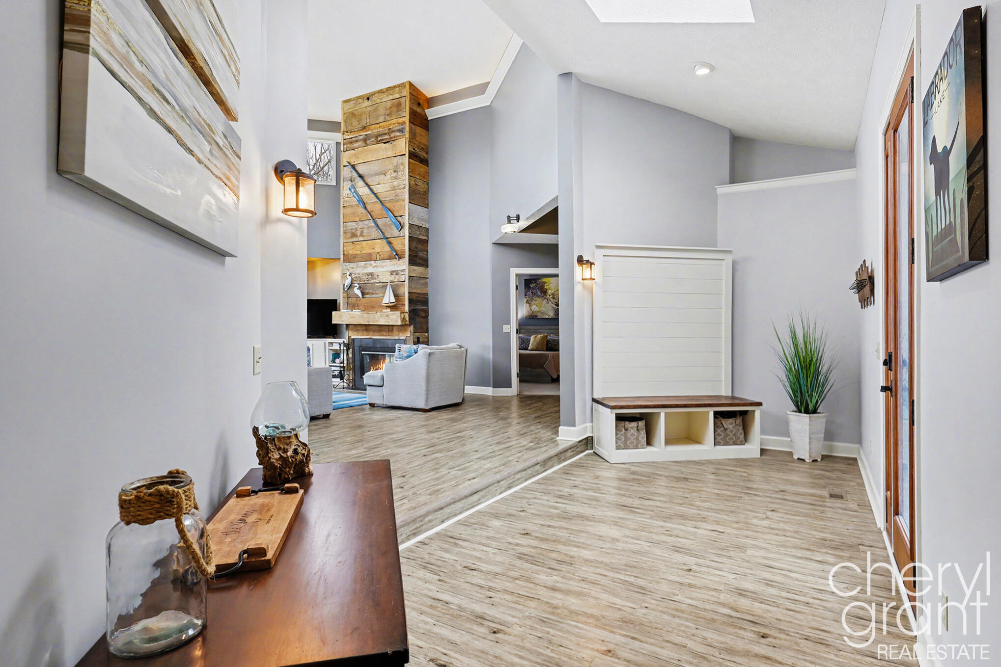 7022 Strawberry Lane