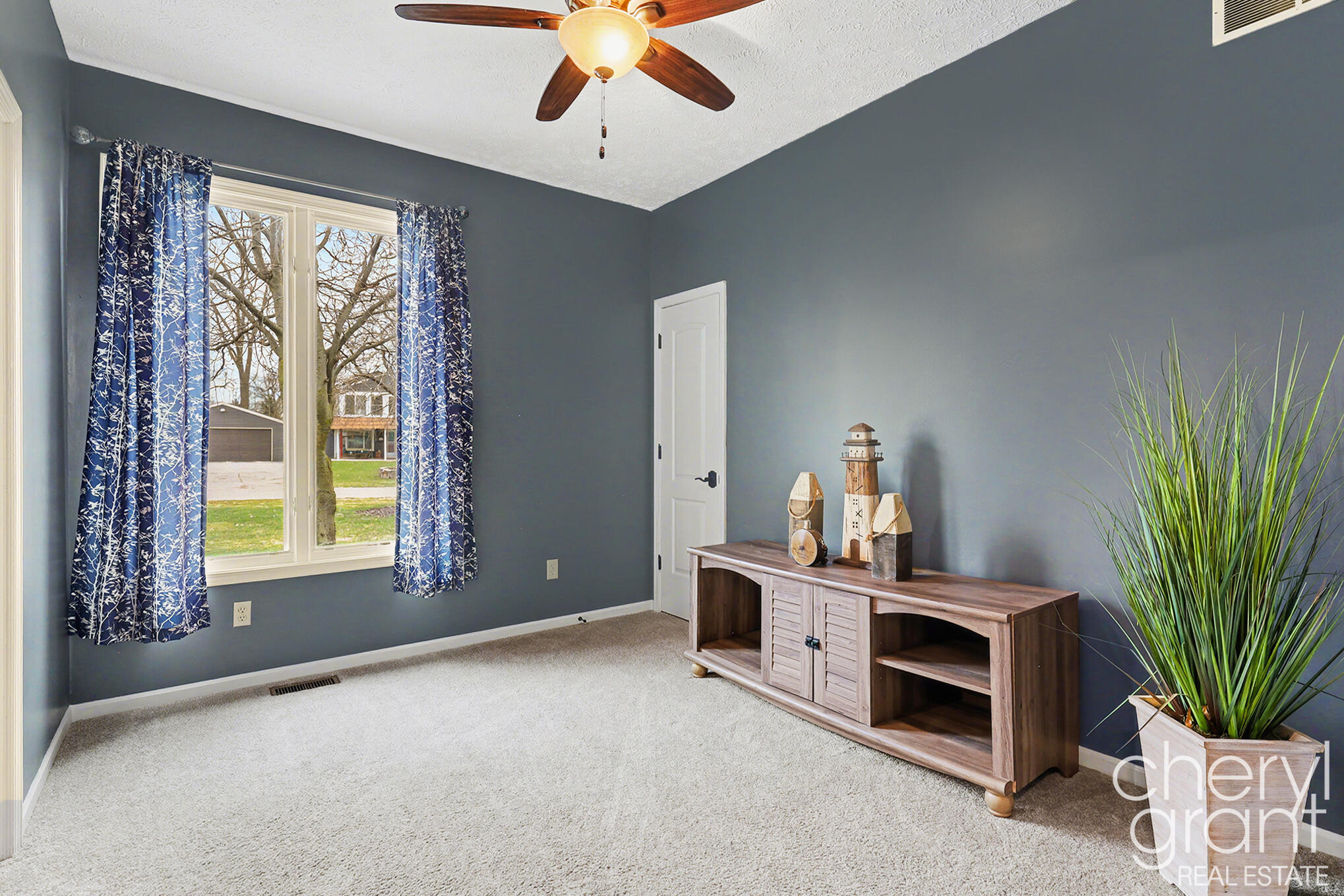 7022 Strawberry Lane