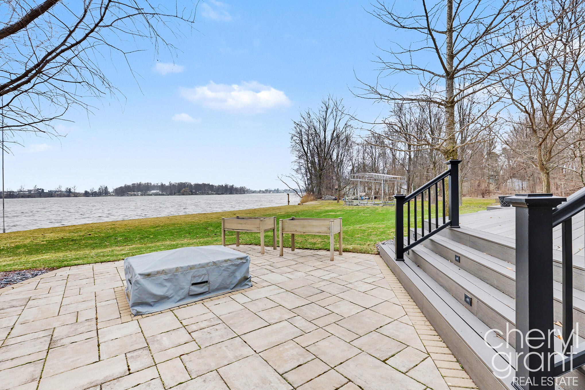 7022 Strawberry Lane