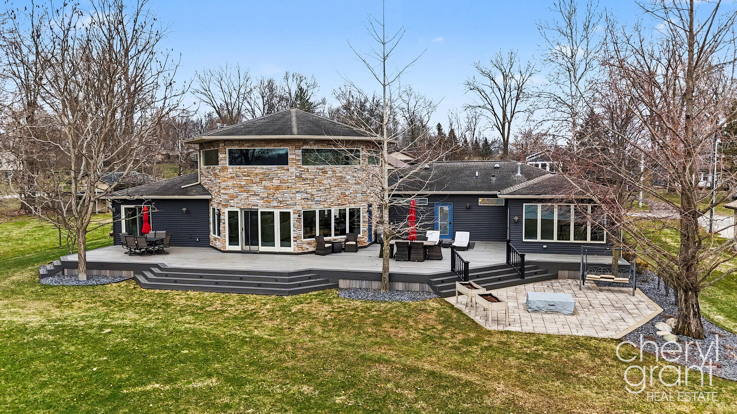 7022 Strawberry Lane