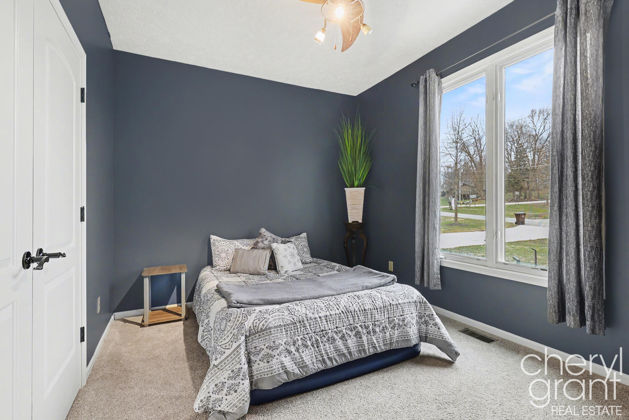 7022 Strawberry Lane