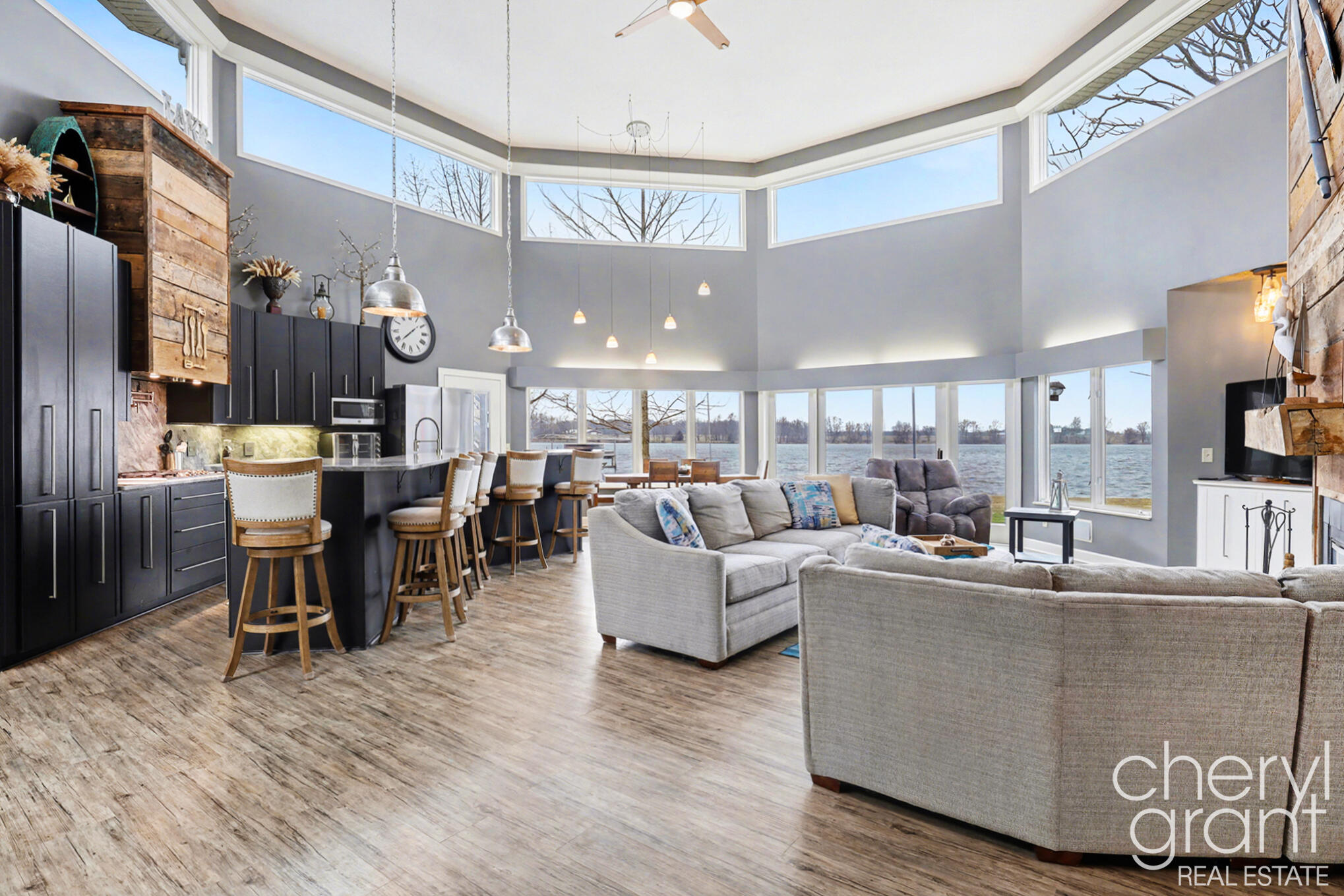 7022 Strawberry Lane