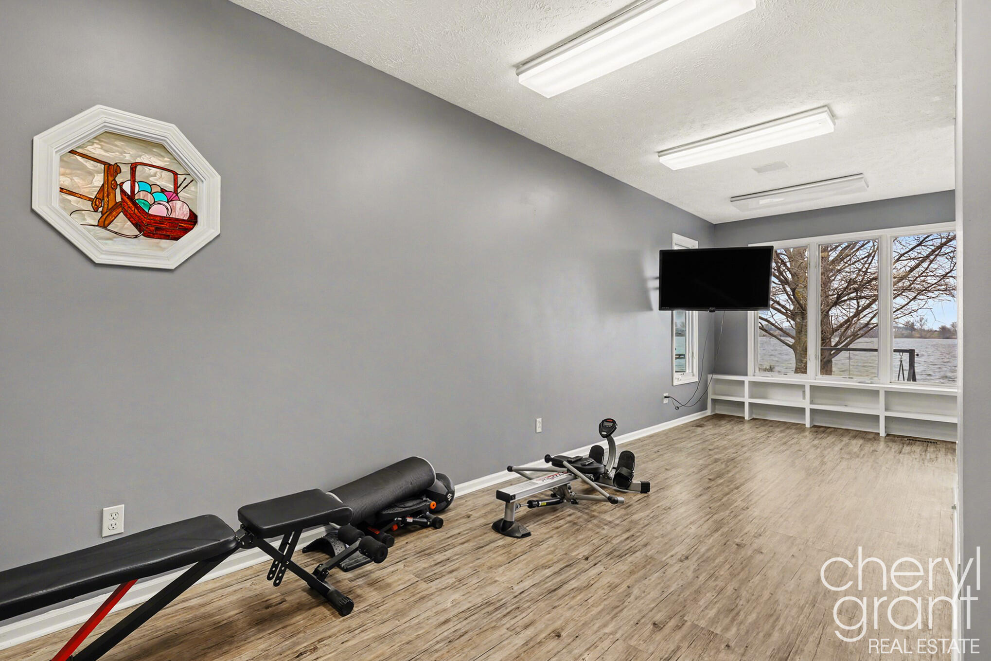 7022 Strawberry Lane