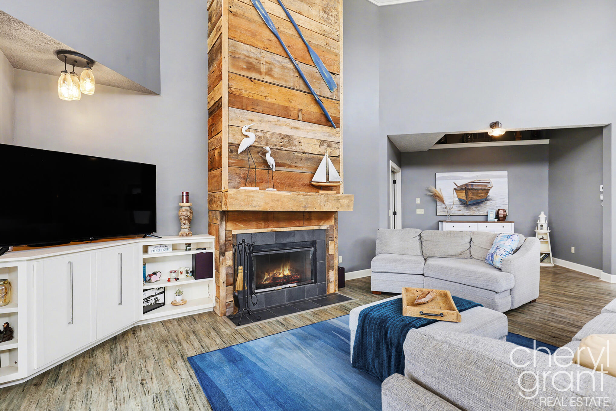 7022 Strawberry Lane