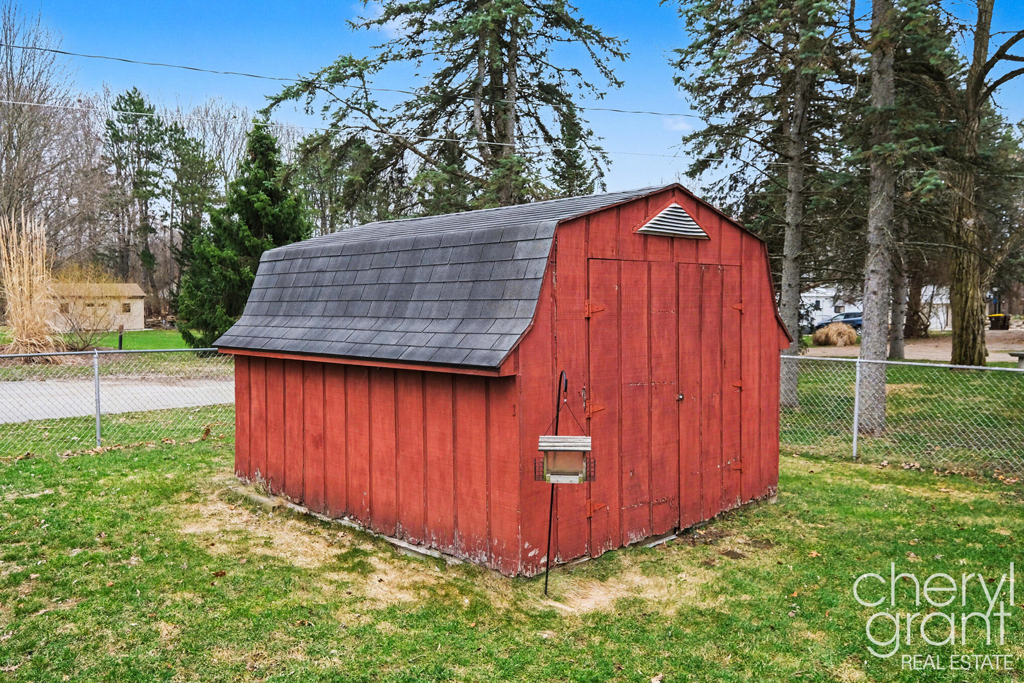 4040 Ziverts Street NE