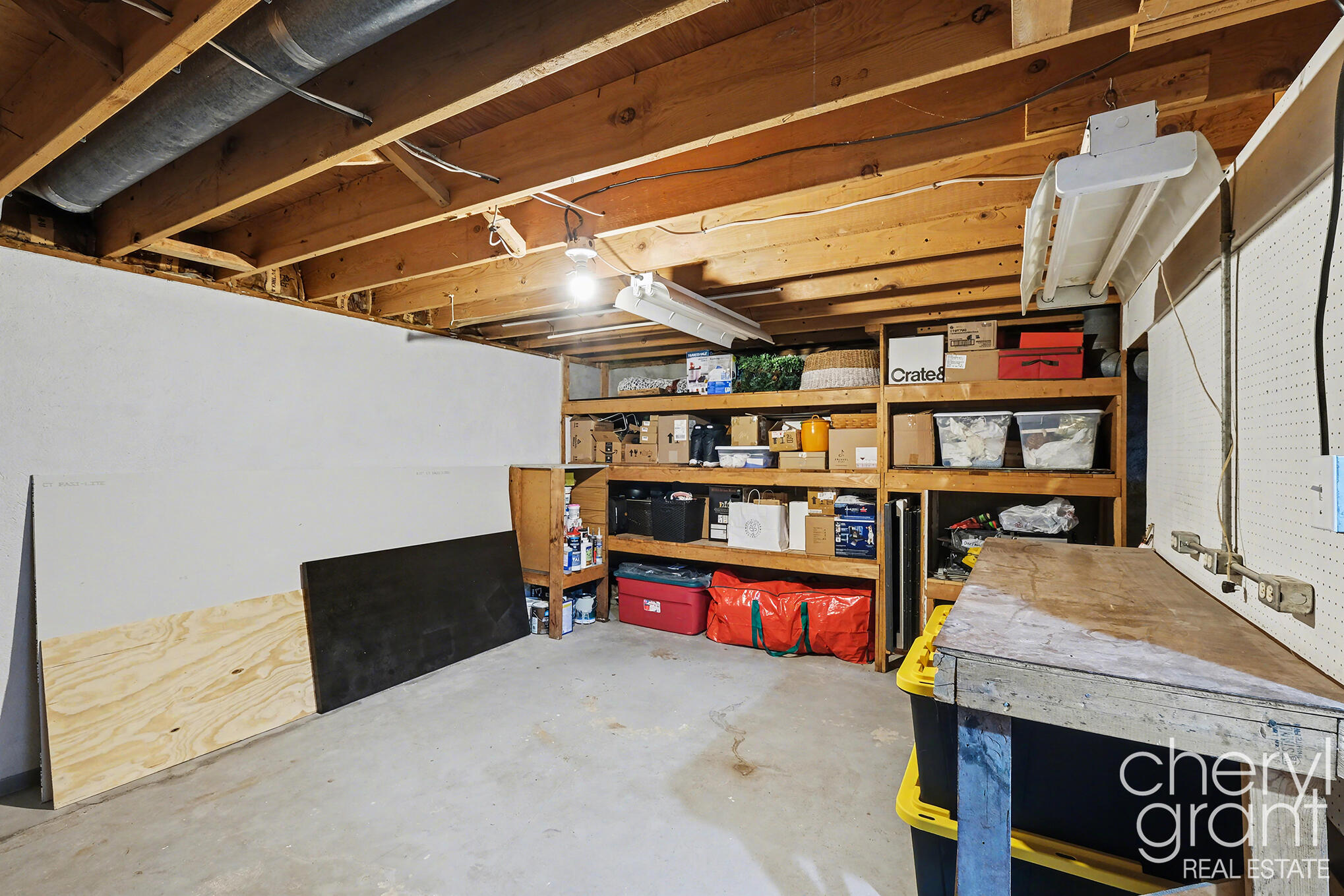 4040 Ziverts Street NE