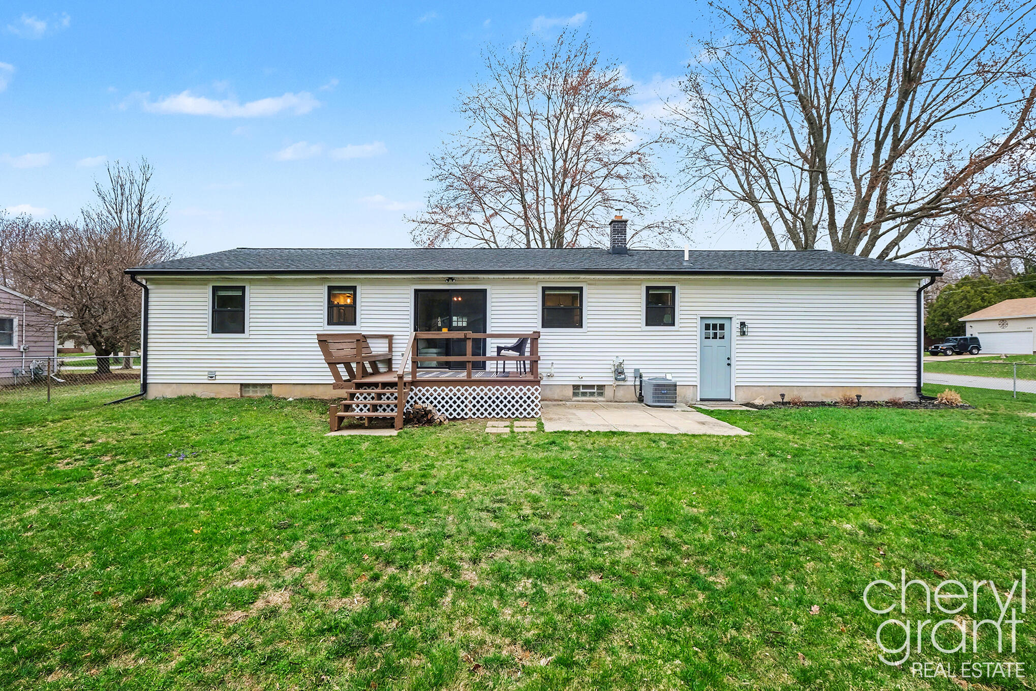 4040 Ziverts Street NE