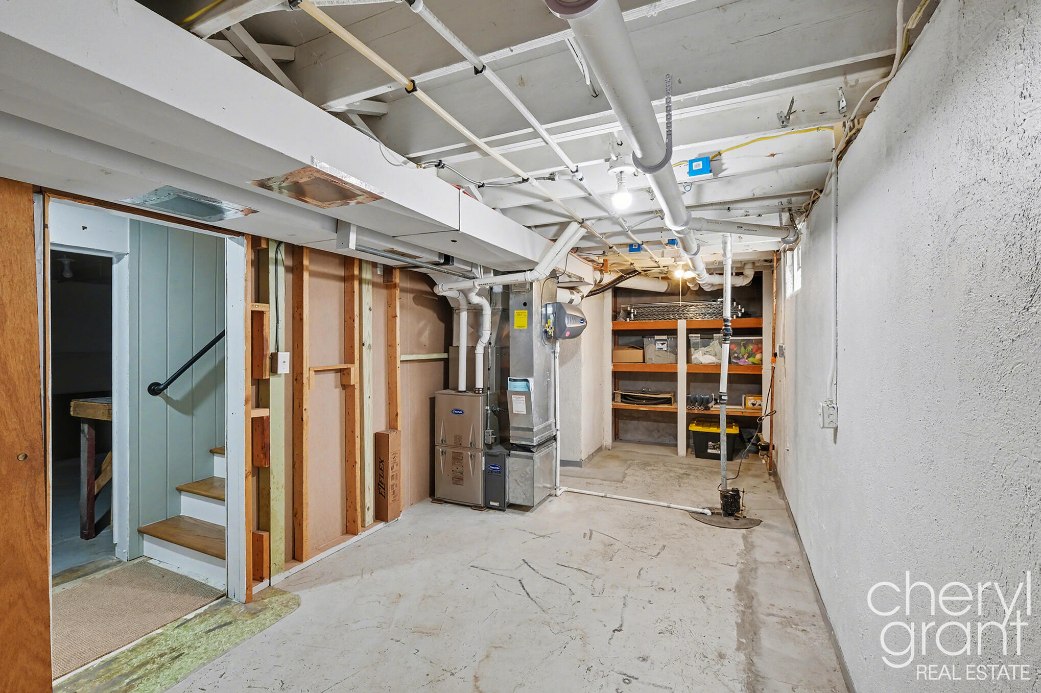 4040 Ziverts Street NE