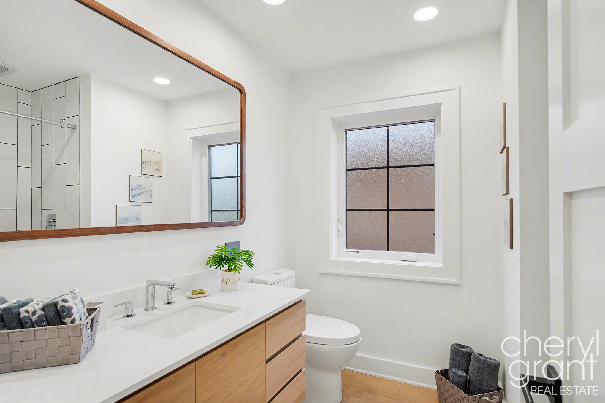 1100 Eastwood Avenue SE