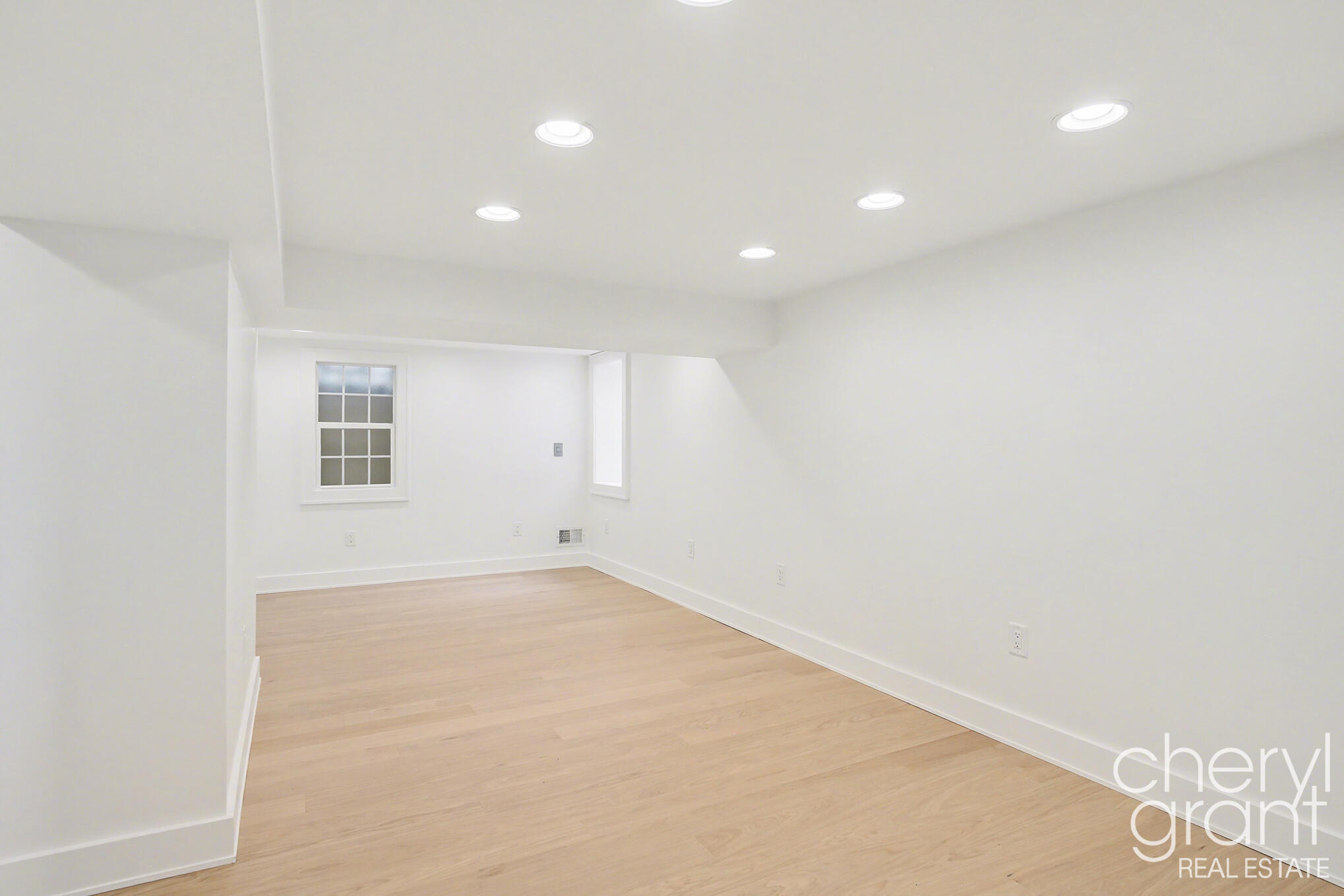 1100 Eastwood Avenue SE