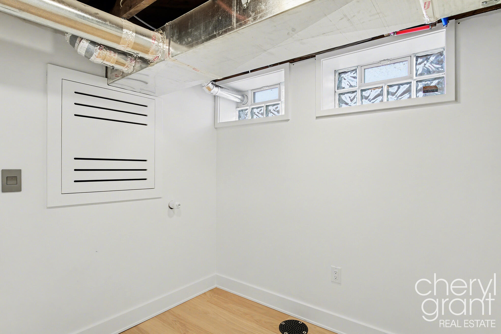 1100 Eastwood Avenue SE