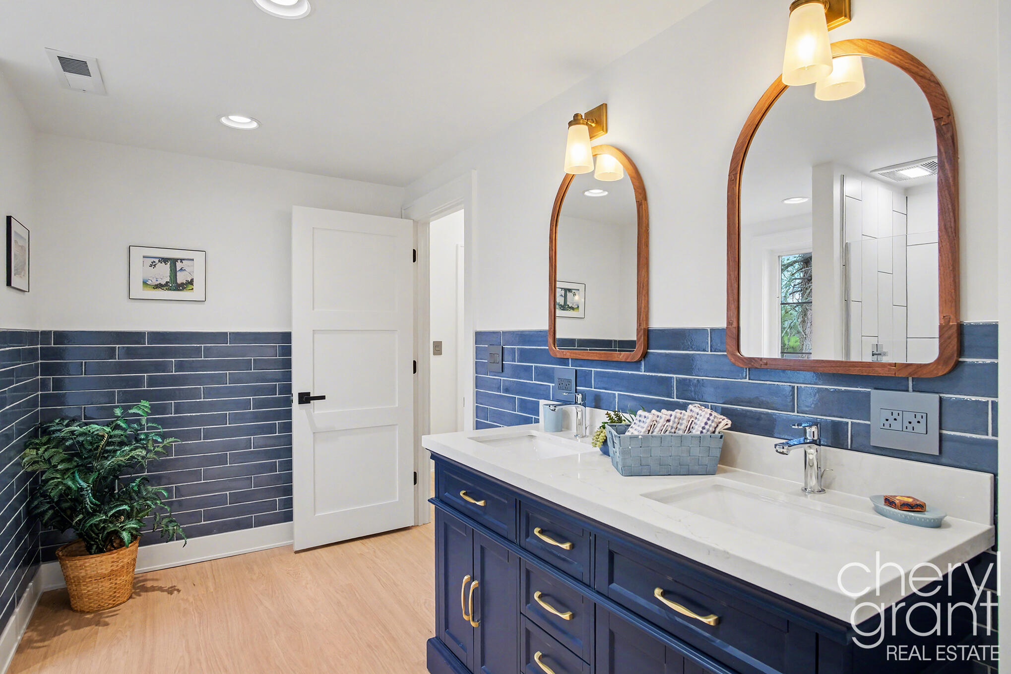 1100 Eastwood Avenue SE