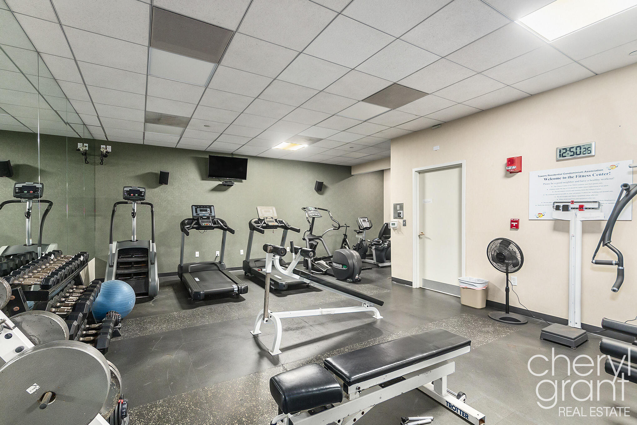 158 Campau Circle NW