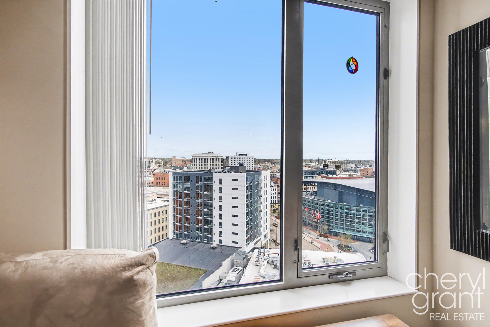 158 Campau Circle NW