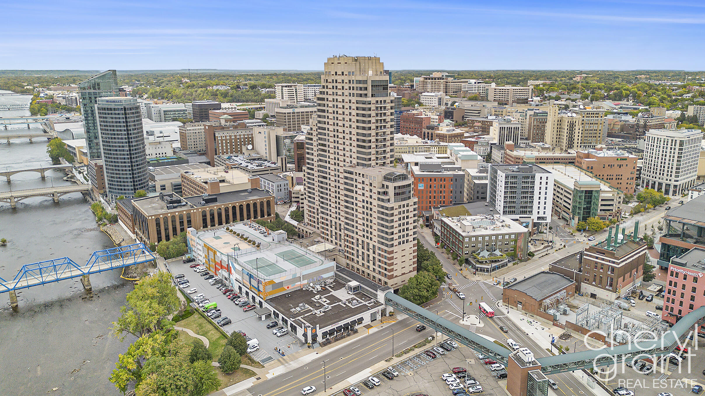 158 Campau Circle NW