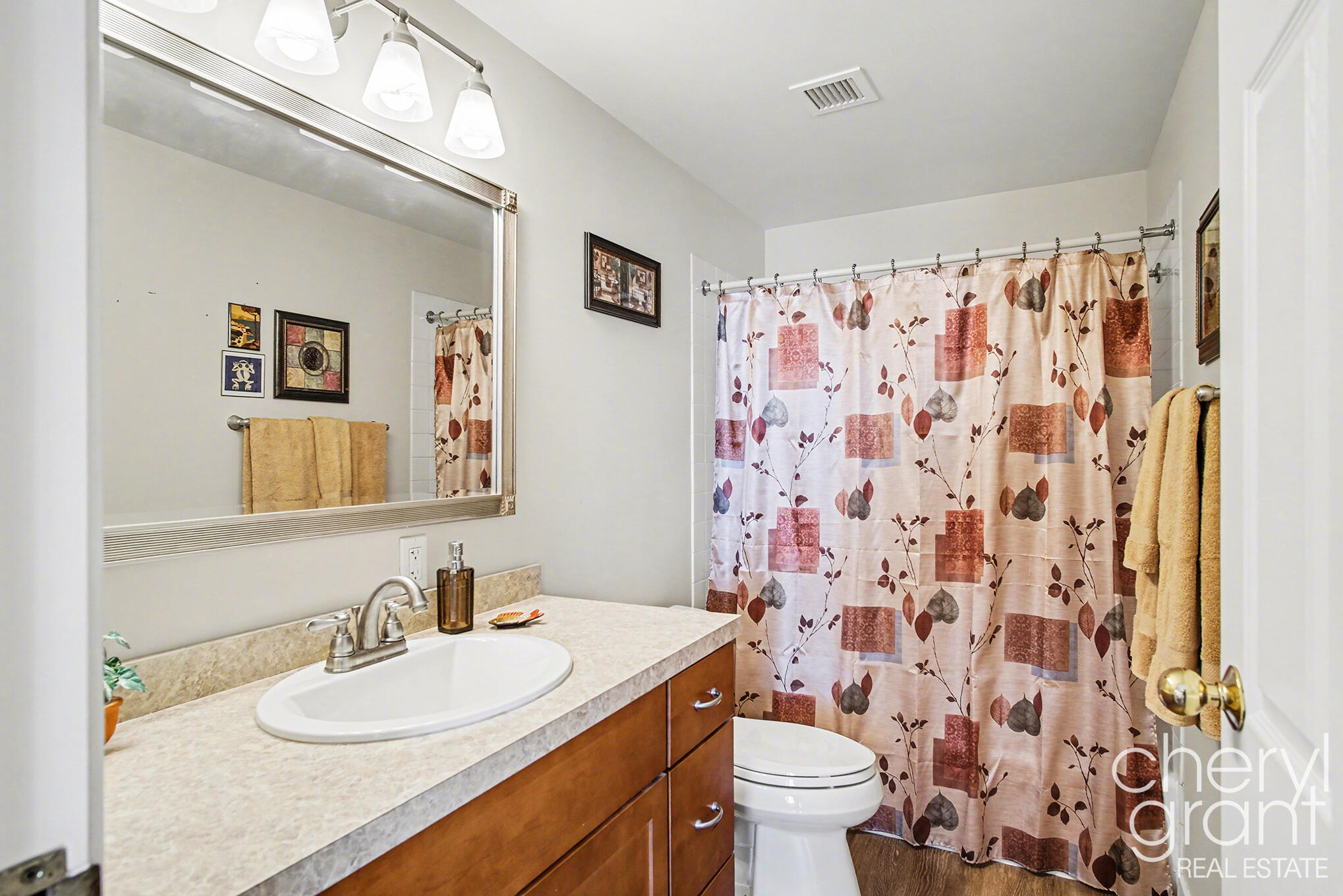 158 Campau Circle NW