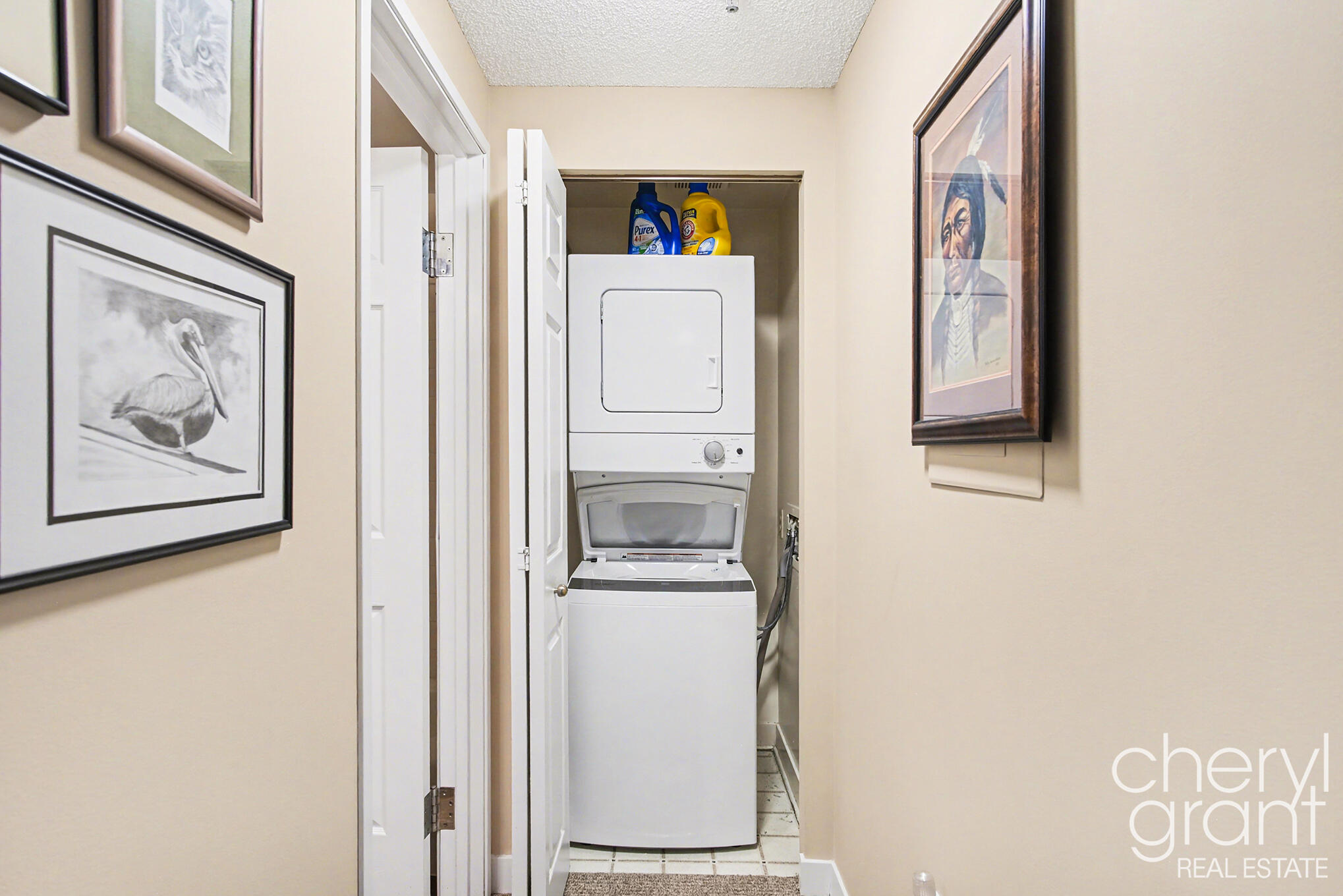 158 Campau Circle NW