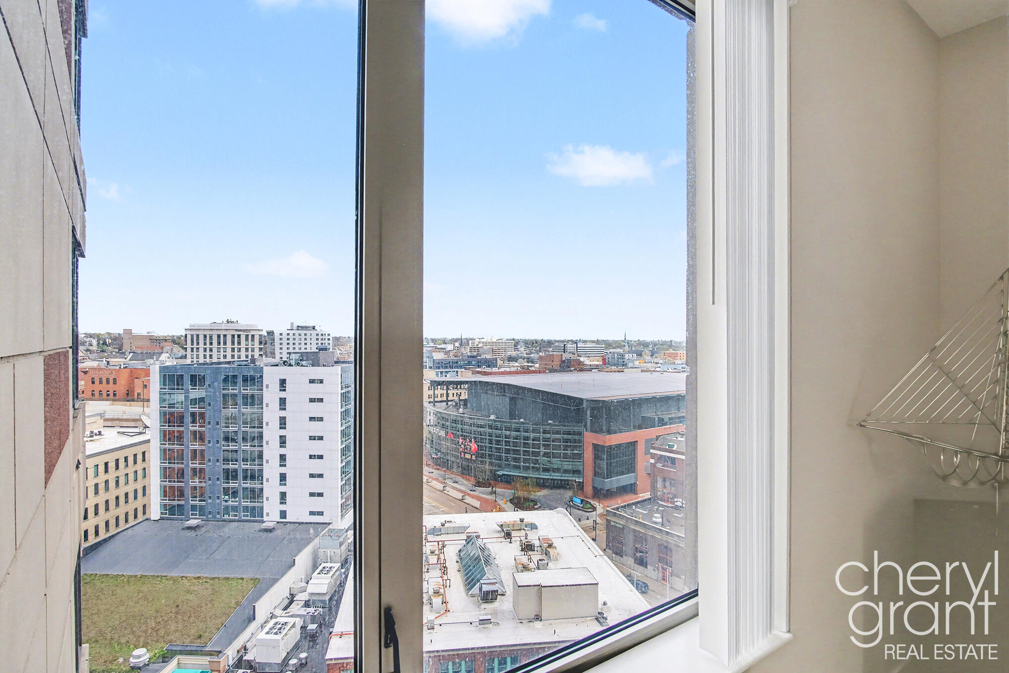 158 Campau Circle NW