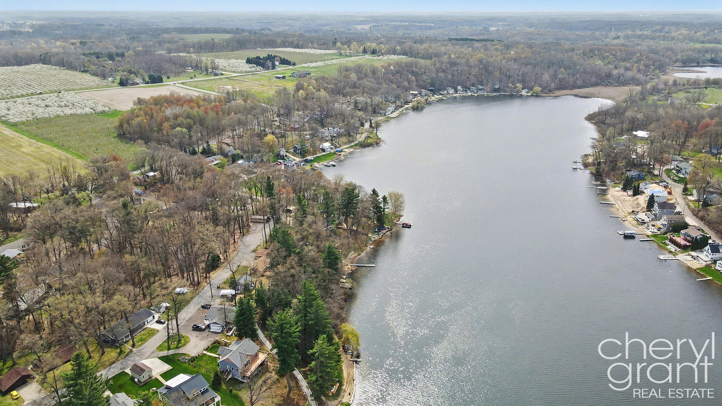 7406 Ravine Drive NE