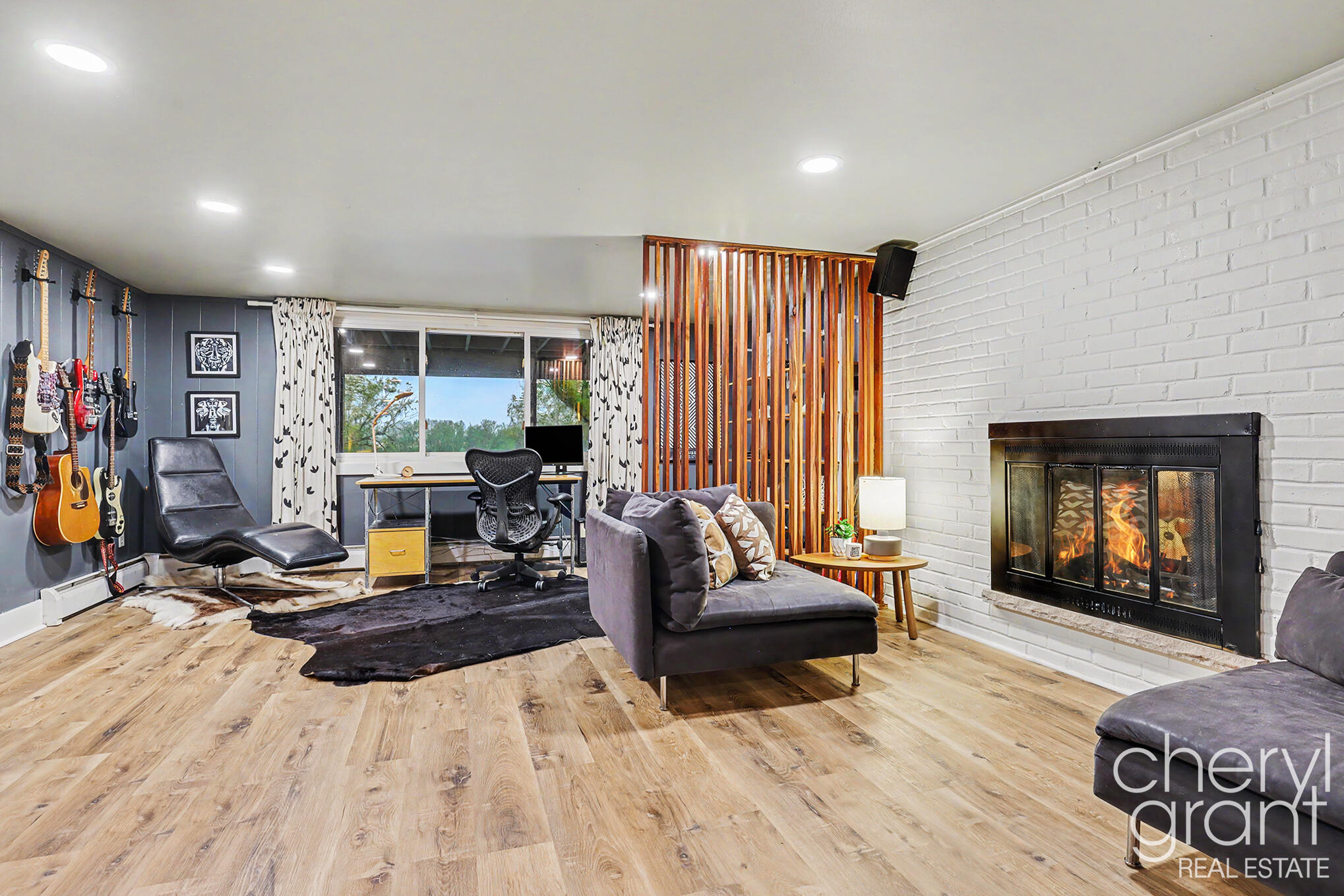 3255 Dorais Drive NE