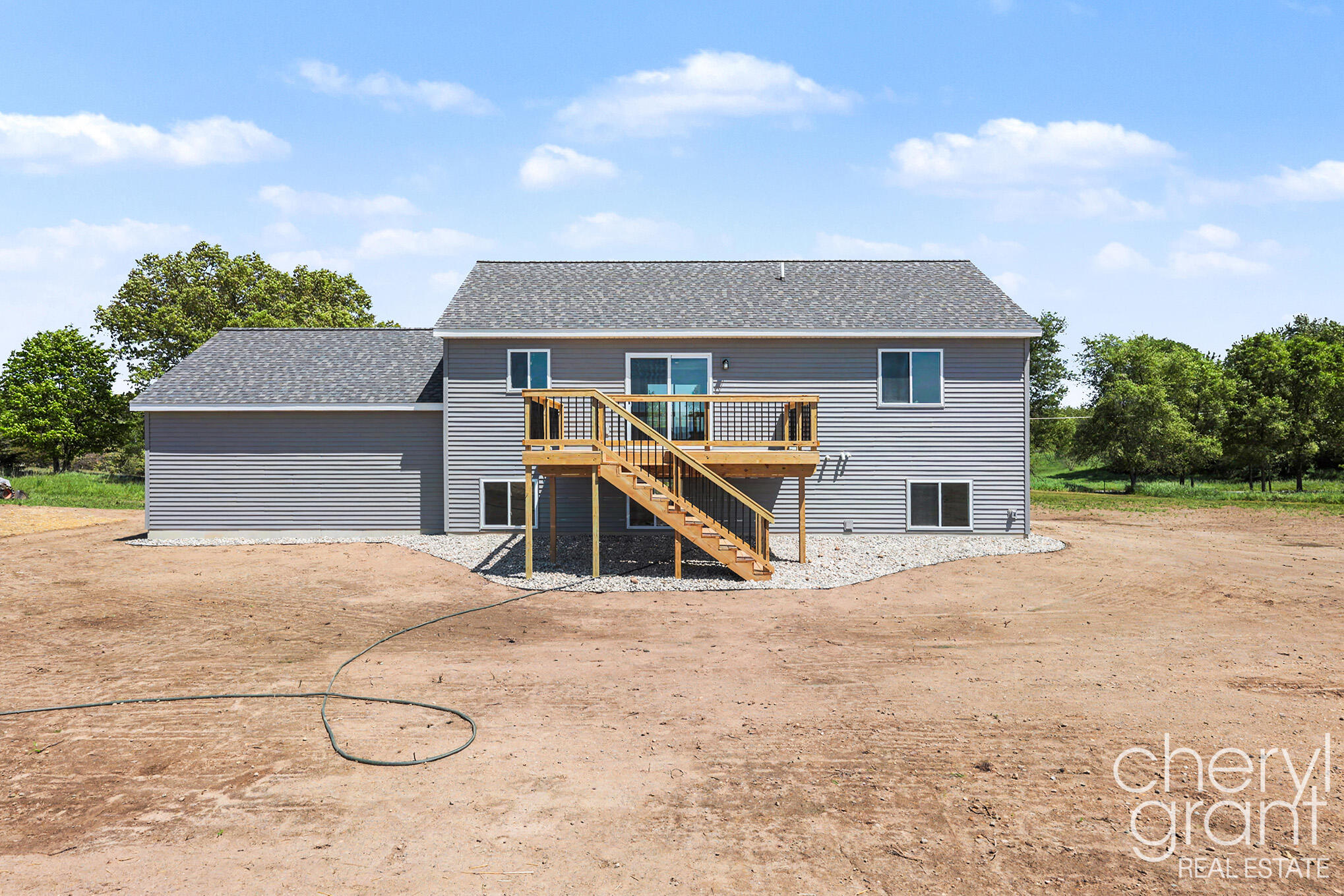 5625 Whites Bridge Road