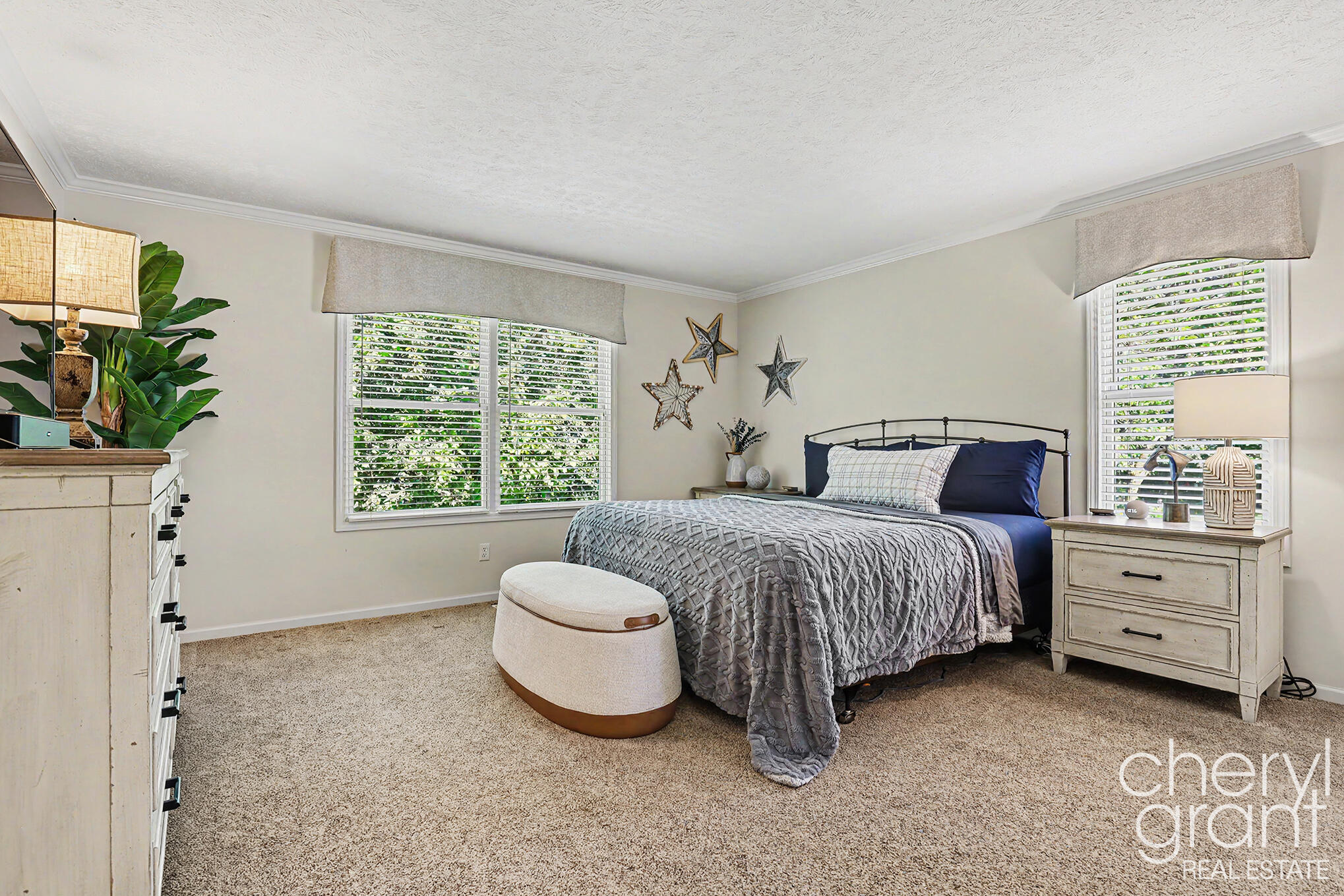 2297 Christine Court SE