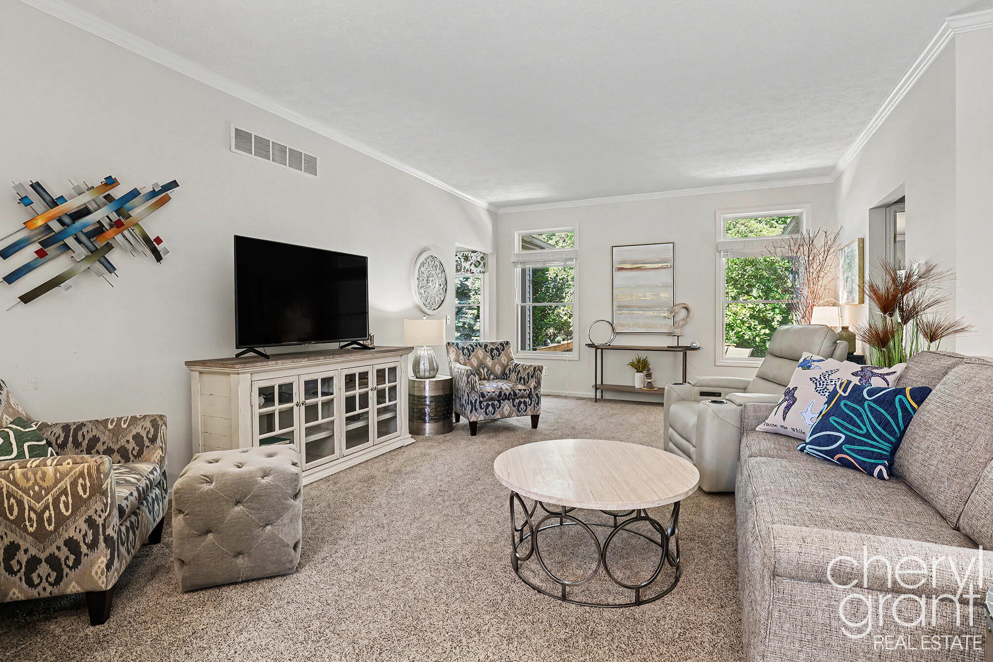 2297 Christine Court SE