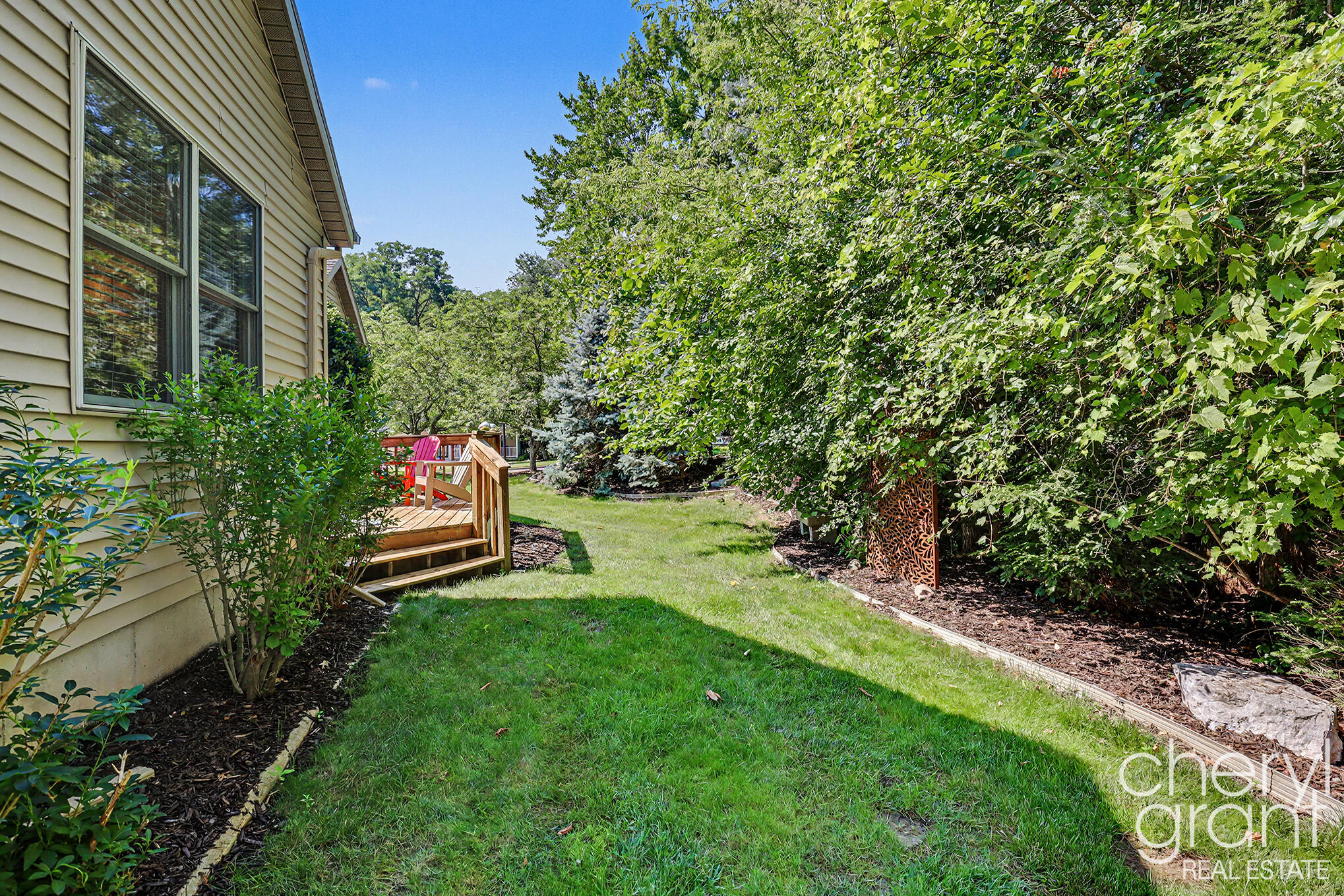 2297 Christine Court SE