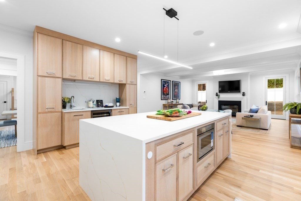 66 Bess Rd