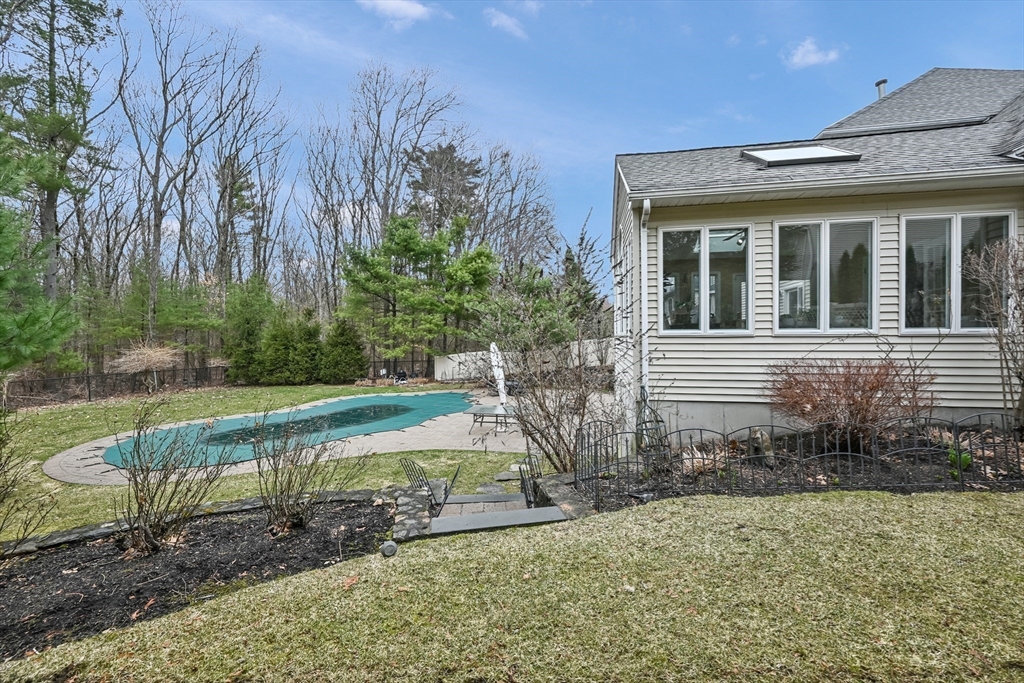 79 Hancock Rd