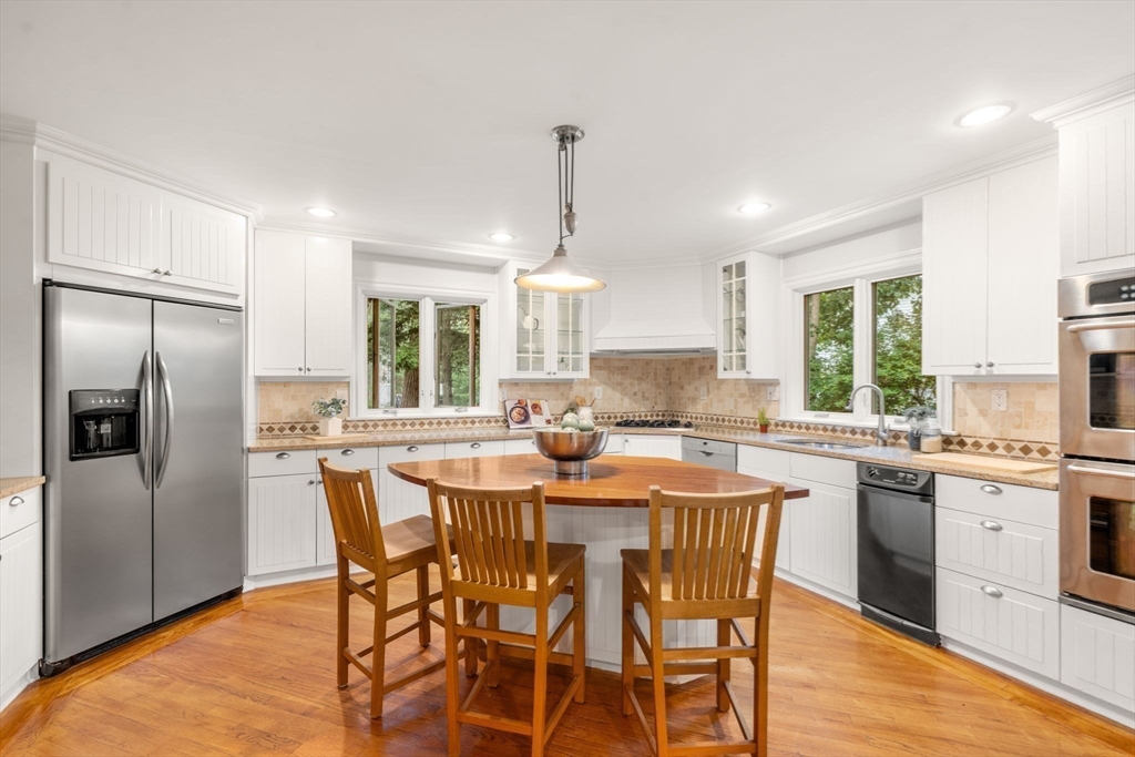 36 Rockefeller St