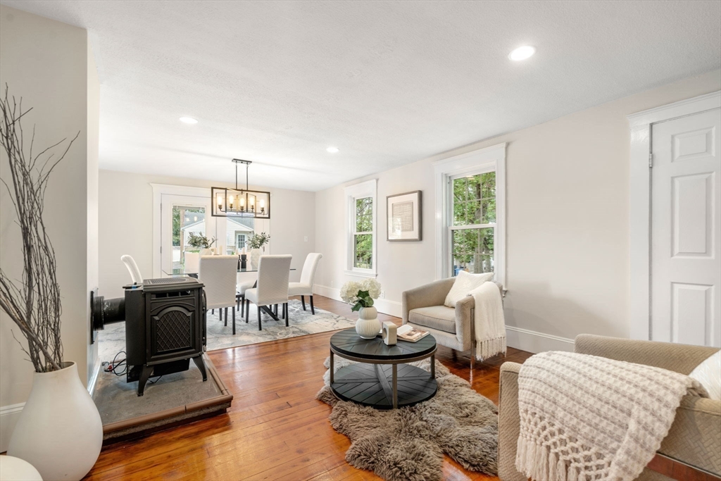 36 Rockefeller St