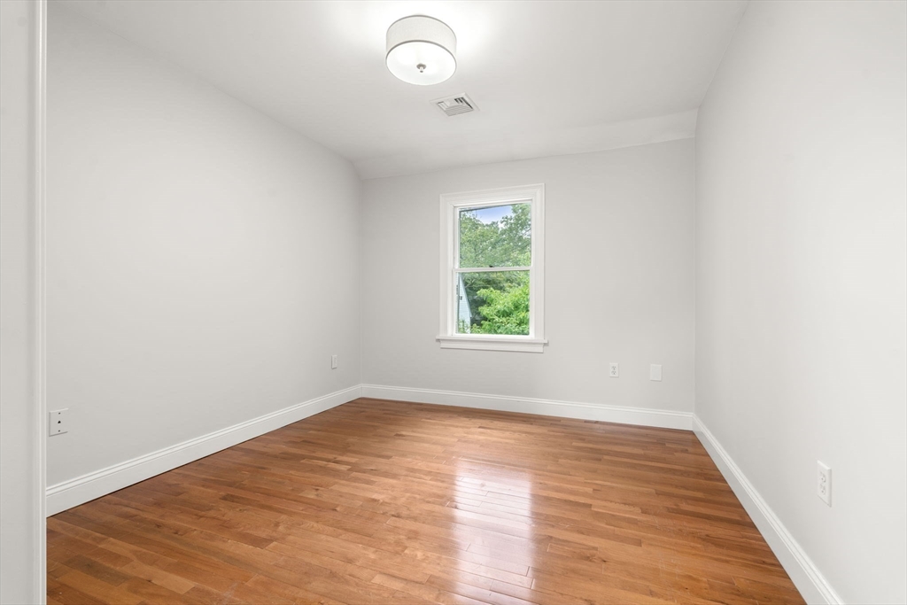 36 Rockefeller St