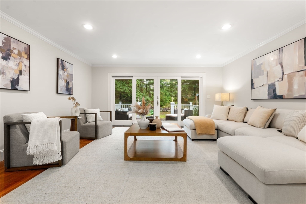 36 Rockefeller St
