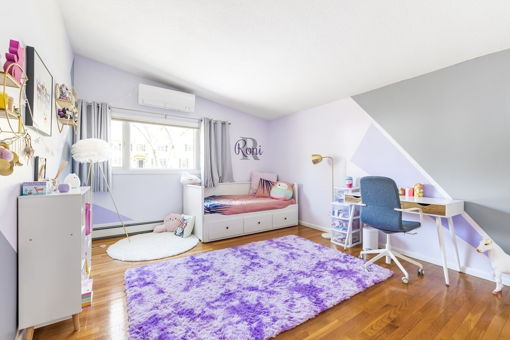 7 Clover Lane