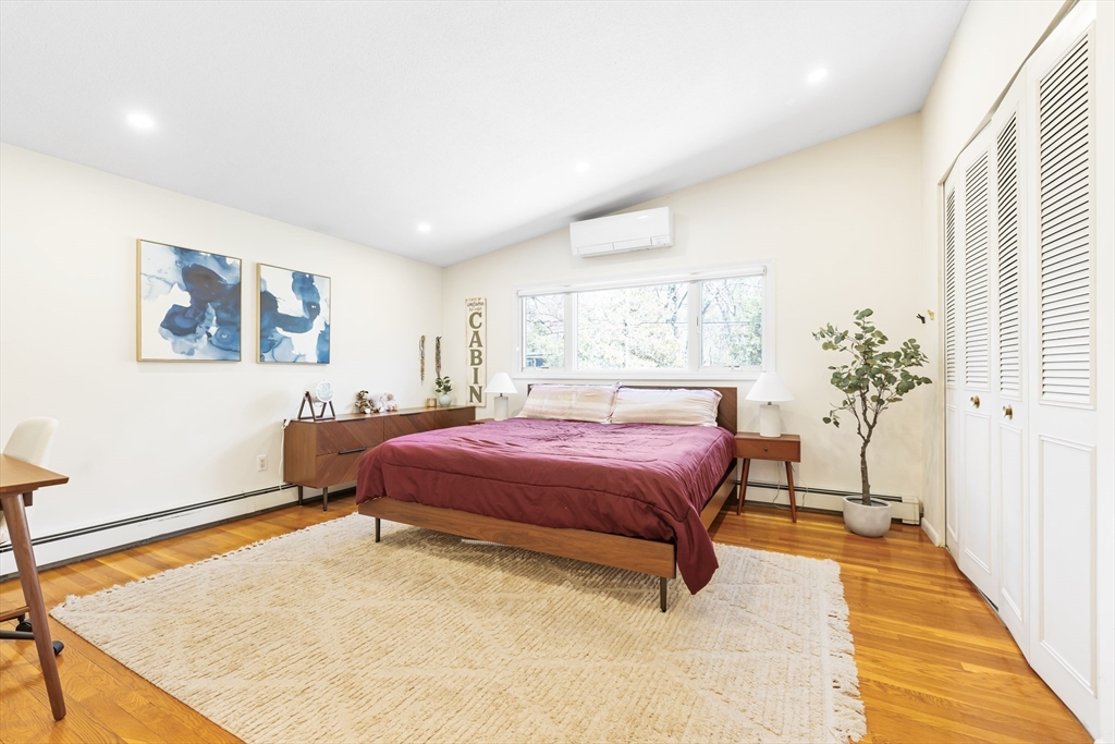 7 Clover Lane