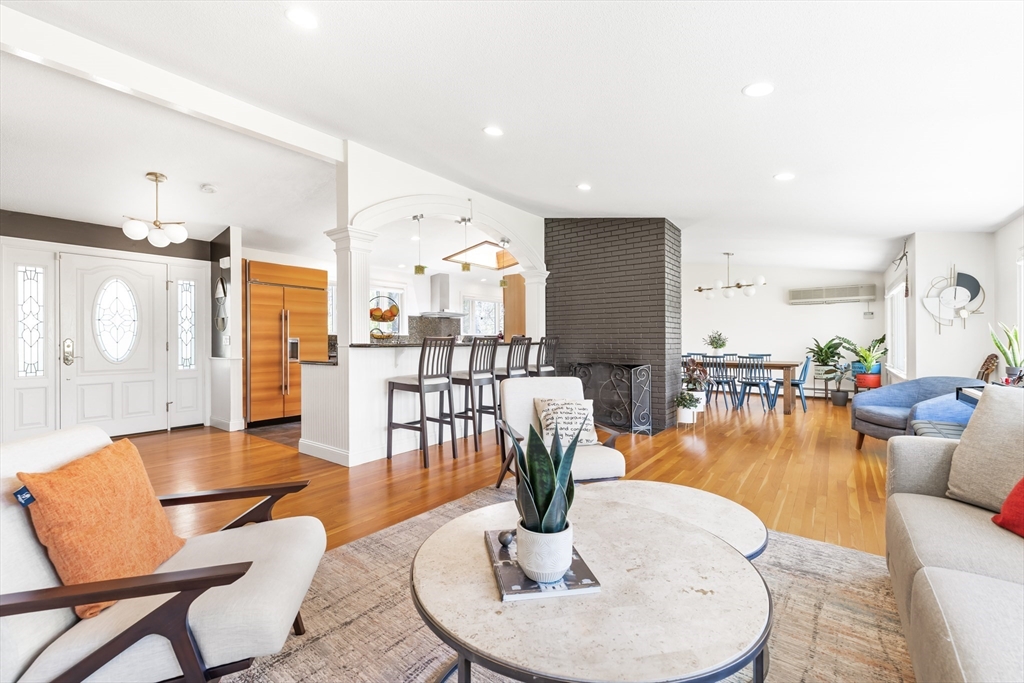 7 Clover Lane