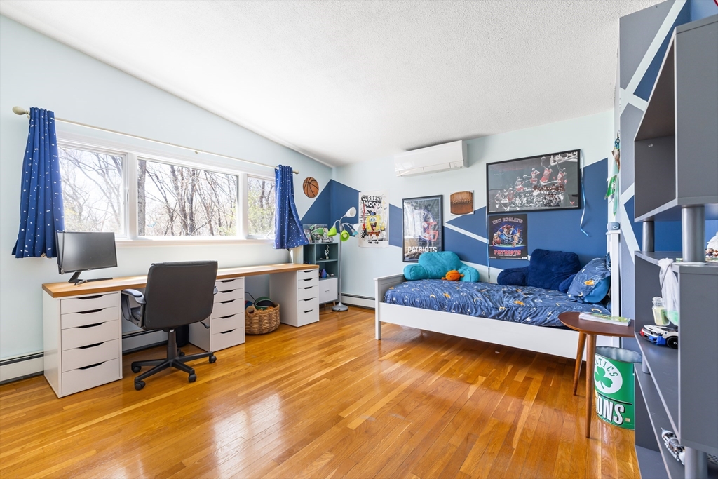 7 Clover Lane