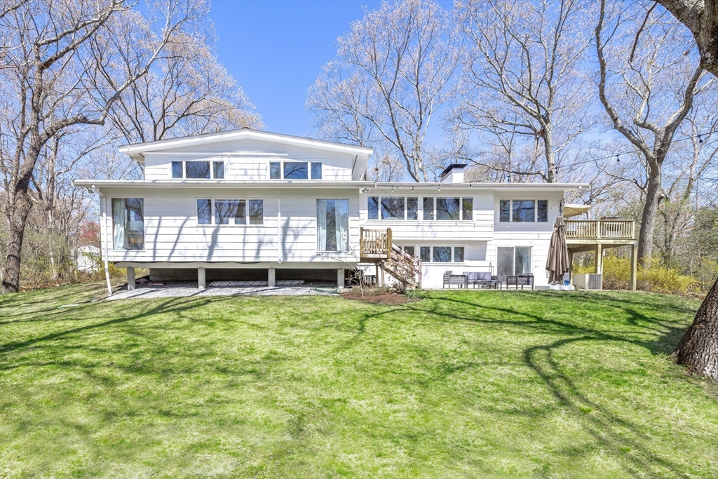 7 Clover Lane