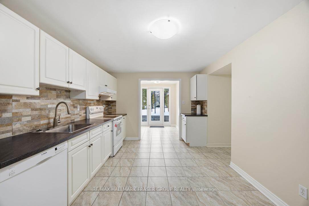 813 Primrose Court, Pickering, ON L1X 2S8, Pickering ON, L1X 2S8