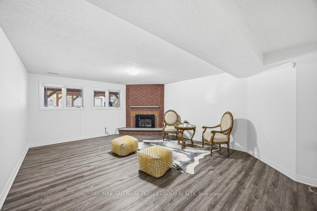 813 Primrose Court, Pickering, ON L1X 2S8, Pickering ON, L1X 2S8