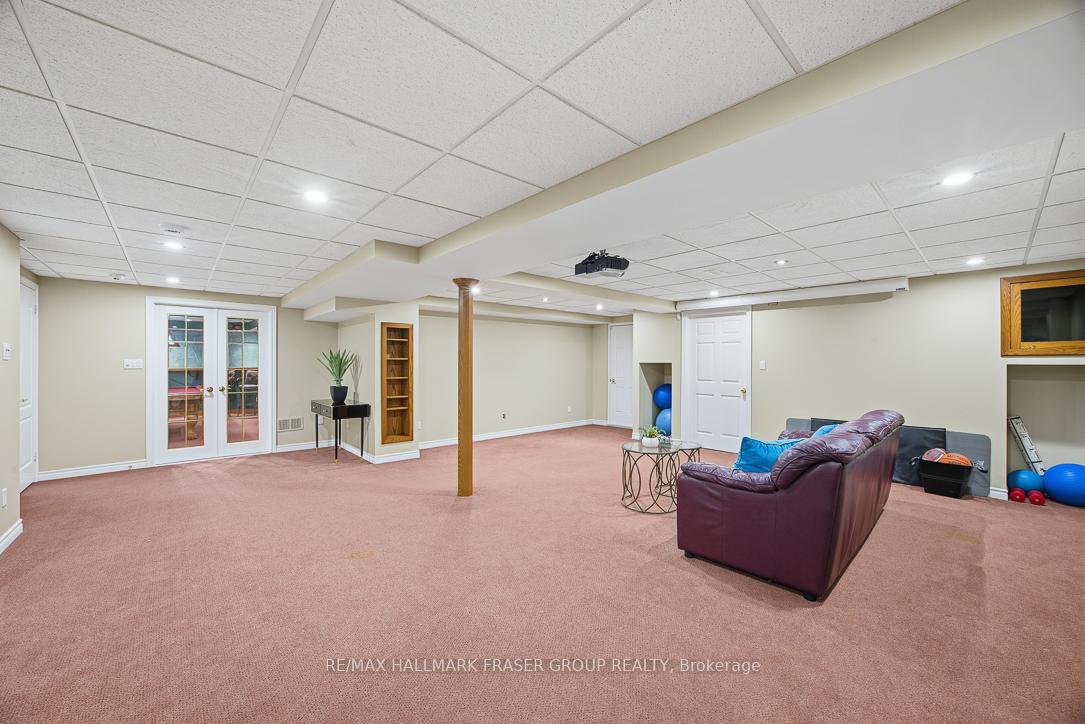 813 Primrose Court, Pickering, ON L1X 2S8, Pickering ON, L1X 2S8