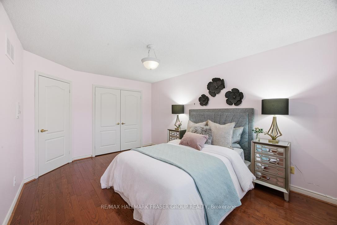 813 Primrose Court, Pickering, ON L1X 2S8, Pickering ON, L1X 2S8