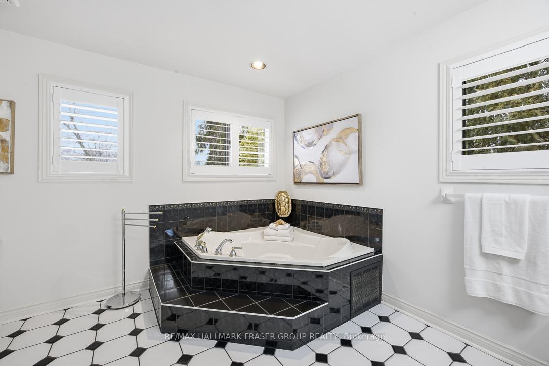 813 Primrose Court, Pickering, ON L1X 2S8, Pickering ON, L1X 2S8