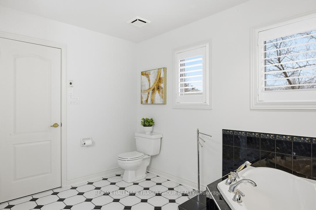 813 Primrose Court, Pickering, ON L1X 2S8, Pickering ON, L1X 2S8