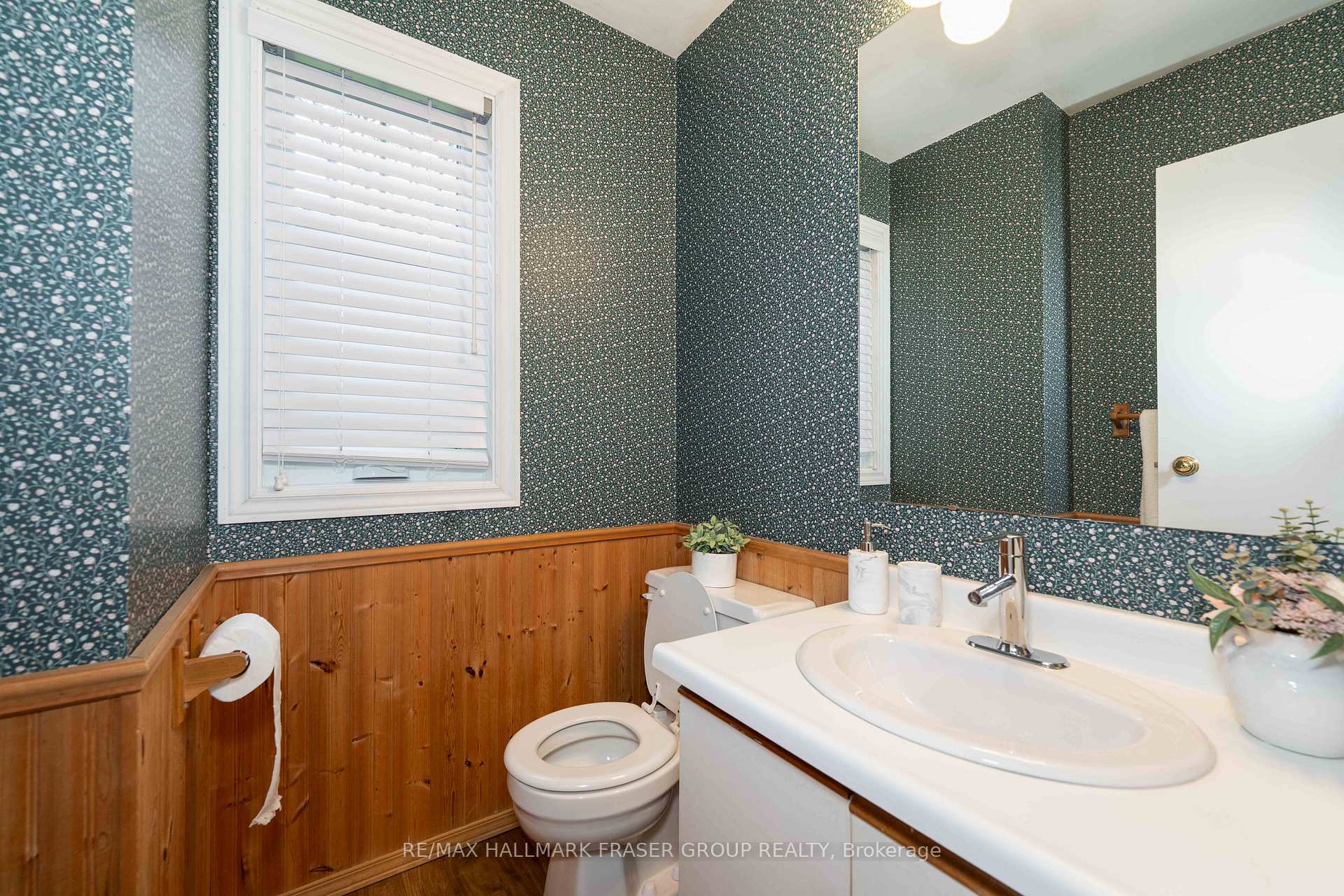 4 Coalport Drive